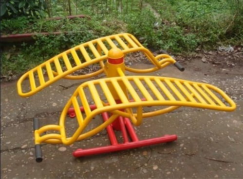 戶(hù)外康體新風(fēng)尚 批發(fā)三人扭腰器與健身路徑器材的全面指南